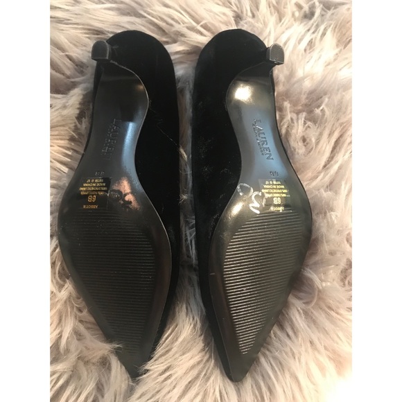 Sassy Velvet pumps - Picture 3 of 3